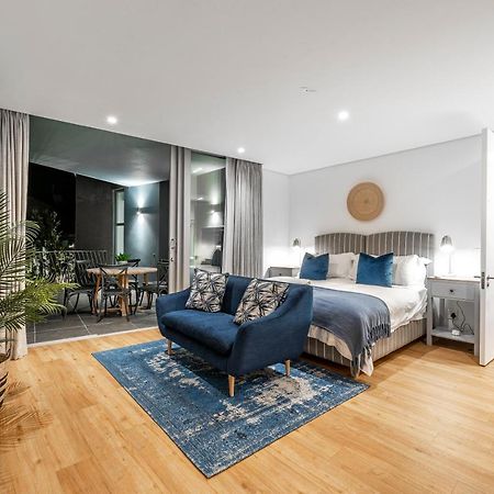 17 Marine, 2 Bedroom Sea-Facing Apt101 허머너스 외부 사진