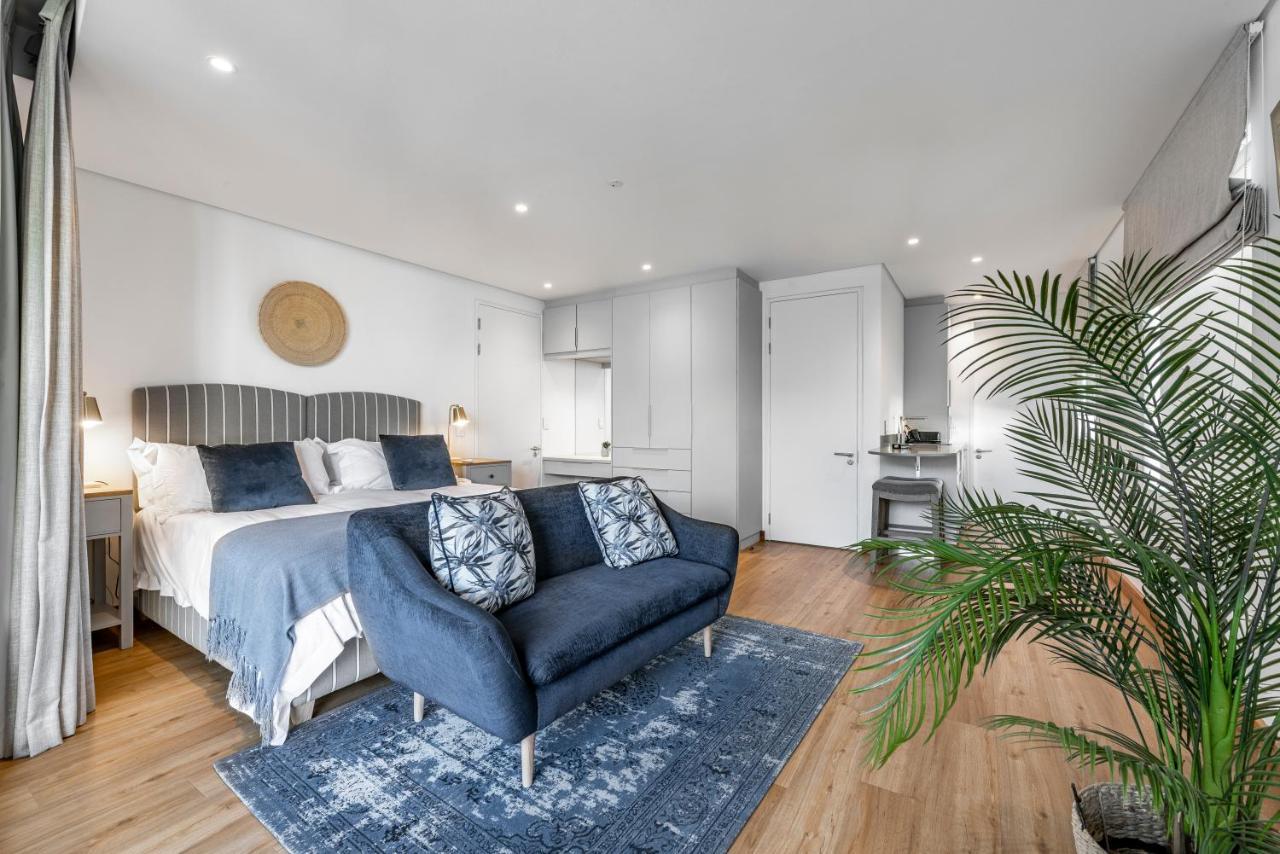 17 Marine, 2 Bedroom Sea-Facing Apt101 허머너스 외부 사진